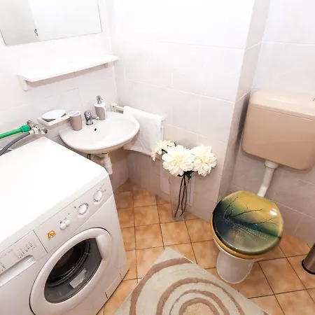 Diana Boulevard * زادار