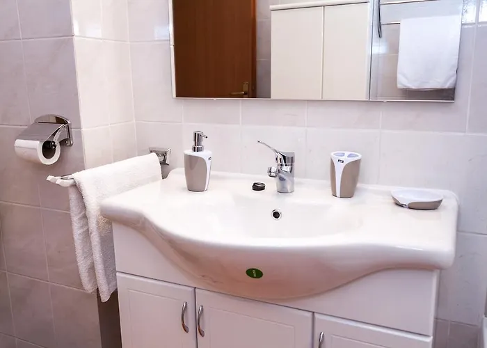 Diana Boulevard Apartment